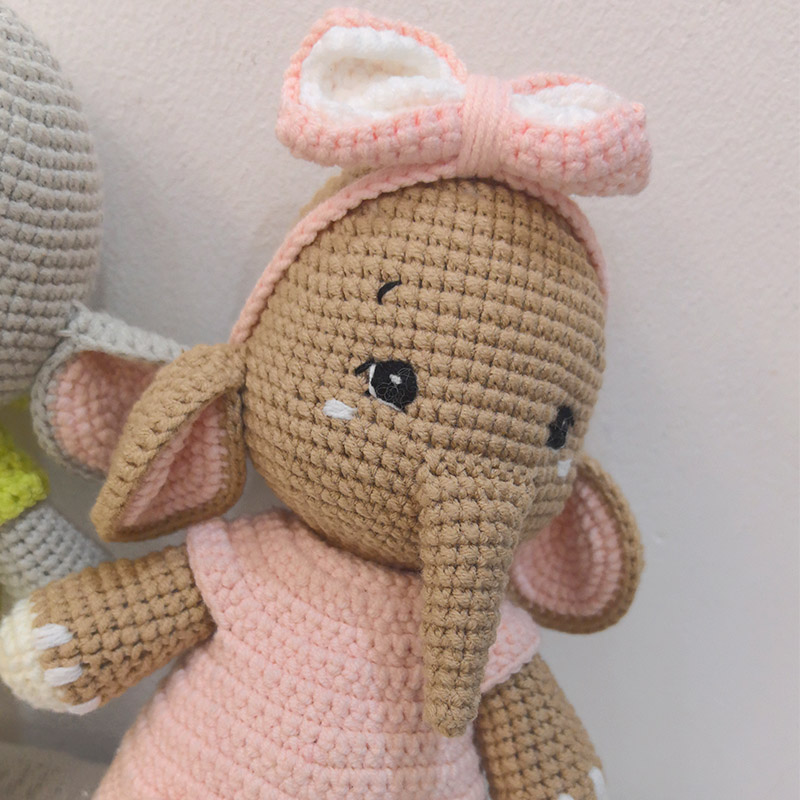 Juguetes de peluche de pareja  - Baby Nursery Elephant reseña y precio